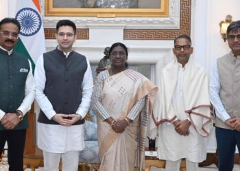 राघव चड्ढा ने राष्ट्रपति मुर्मू से की मुलाकात, आम आदमी पार्टी पर साधा निशाना