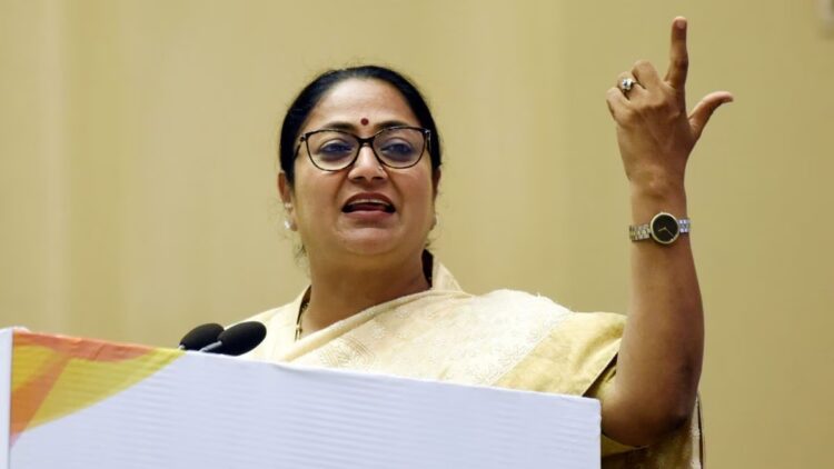 दिल्ली सरकार की कमाई में जबरदस्त उछाल! GST के बिना भी बढ़ा राजस्व, स्टांप ड्यूटी और एक्साइज ने भरी तिजोरी