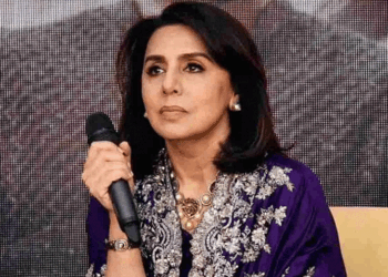 बिना शराब पिए सो नहीं पाती थीं नीतू कपूर:ऋषि कपूर के निधन के बाद मेंटली ब्रेकडाउन हुआ, ट्रोलिंग से हुईं दुखी