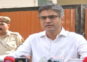 ‘सिद्धांतों और नेकी के साथ किया काम…’ अपने ऊपर हुईं FIR और AAP से क्यों हुए अलग? खुलकर सामने आए संदीप पाठक-VIDEO