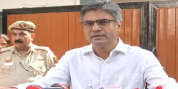 ‘सिद्धांतों और नेकी के साथ किया काम…’ अपने ऊपर हुईं FIR और AAP से क्यों हुए अलग? खुलकर सामने आए संदीप पाठक-VIDEO