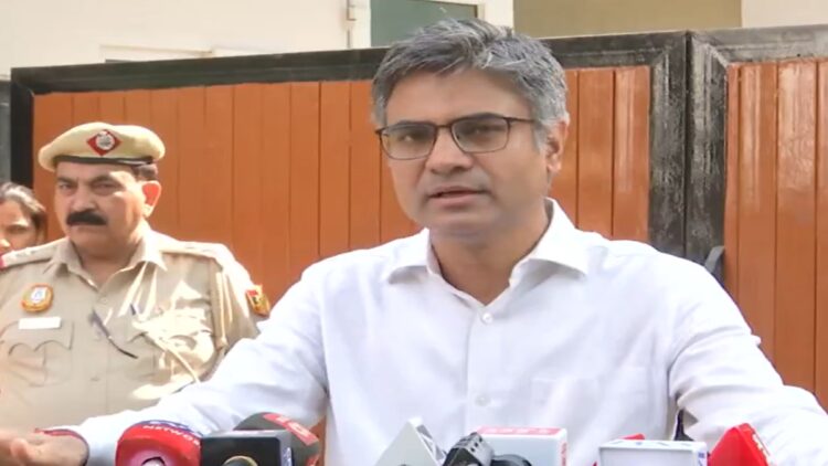 ‘सिद्धांतों और नेकी के साथ किया काम…’ अपने ऊपर हुईं FIR और AAP से क्यों हुए अलग? खुलकर सामने आए संदीप पाठक-VIDEO