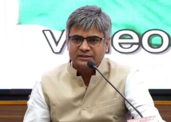 AAP से BJP में आए राज्यसभा सांसद संदीप पाठक की मुश्किलें बढ़ीं! पंजाब में 2 FIR दर्ज; मंडराया गिरफ्तारी का खतरा