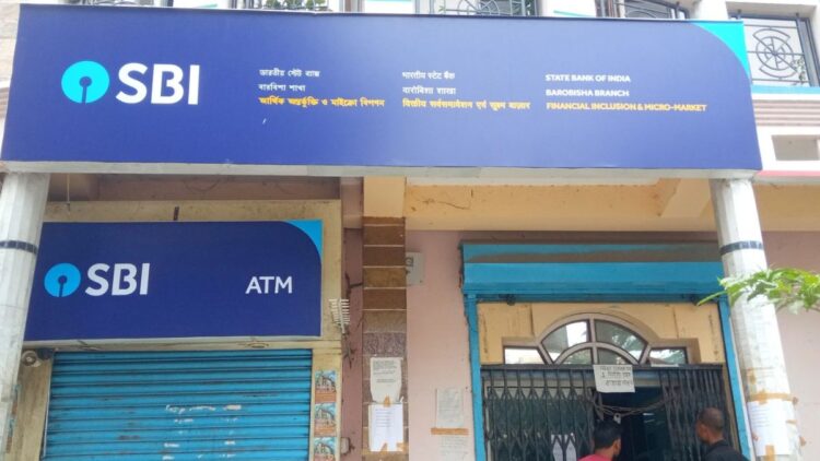 SBI Scheme: सिर्फ 2 साल में पाएं ₹1,00,000 का फिक्स ब्याज, जानें कितने रुपये का करना होगा निवेश
