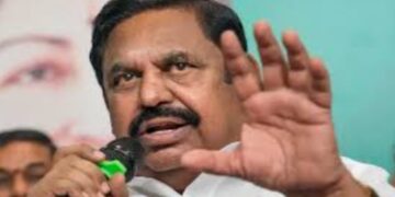 सीएम विजय को सपोर्ट करने की मिली सजा, AIADMK ने बागी विधायकों को पार्टी पद से हटाया