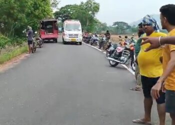 तेज रफ्तार बस ने ऑटो को 100 मीटर तक घसीटा, एक ही परिवार के 6 लोगों की मौत, 4 घायल