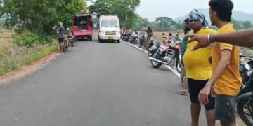 तेज रफ्तार बस ने ऑटो को 100 मीटर तक घसीटा, एक ही परिवार के 6 लोगों की मौत, 4 घायल