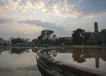 छंटते बादल फिर छाएंगे! उत्तर भारत में कुछ दिन की राहत, फिर शुरू होगा आंधी-बारिश का दौर, IMD ने किया अलर्ट