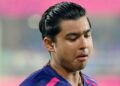 15 साल के Vaibhav Suryavanshi का IPL खेलना 'बाल श्रम'? Rajasthan Royals के खिलाफ FIR की उठी मांग