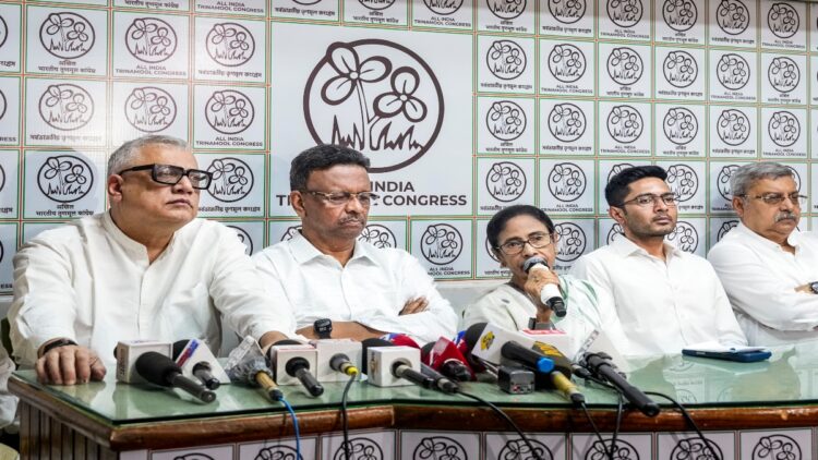 ममता बनर्जी बोलीं, मैं इस्तीफा नहीं दूंगी, अब बंगाल में कैसे बनेगा नया सीएम? अब क्या होगा आगे