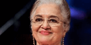 Asha Parekh On Revealing Dress; Director Asked Would Your Daughter Like It?