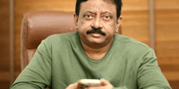 Ram Gopal Verma Accused of non payment of 1.25 cr after he spoke against FWICE While supporting Ranveer singh