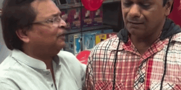 तारक मेहता शो के बाघा सेट पर फूट-फूटकर रोए:मां को याद कर हुआ ब्रेकडाउन, रोकनी पड़ी शूटिंग, प्रोड्यूसर असित मोदी ने दिया सहारा