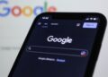 Google AI का बड़ा अपडेट: अब आपकी Photos-Voice पर भी रहेगी नजर, Privacy पर उठे सवाल