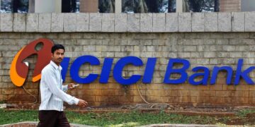ICICI Bank के मार्केट कैप में ₹29,589 करोड़ की बढ़ोतरी, भारती एयरटेल को उठाना पड़ा भारी नुकसान