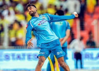 Manav Suthar ने Test Debut पर किया कमाल, 6 विकेट लेकर रचा इतिहास!