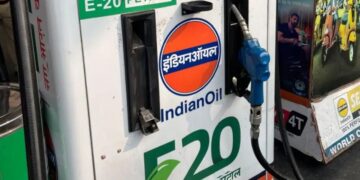 क्या E85 फ्यूल आने से बंद हो जाएंगी E20 फ्यूल वाली गाड़ियां? पेट्रोलियम मंत्री ने दिया ये जवाब