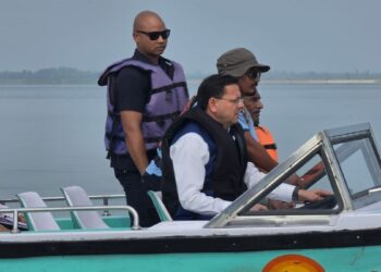 मुख्यमंत्री पुष्कर सिंह धामी ऊधम सिंह नगर पहुंचे, लिया अंतरराष्ट्रीय क्याकिंग और कैनोइंग प्रतियोगिता की तैयारियों का जायजा