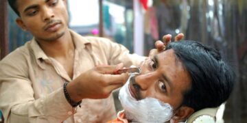 ₹180 में हेयरकट और ₹120 में शेविंग, हजामत के लिए अब 20% ज्यादा चुकानी होगी कीमत