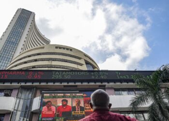 4 दिन के कारोबार में ₹22.78 लाख करोड़ बढ़ी निवेशकों की संपत्ति, सेंसेक्स में दर्ज की गई 3,323 अंकों की बढ़ोतरी