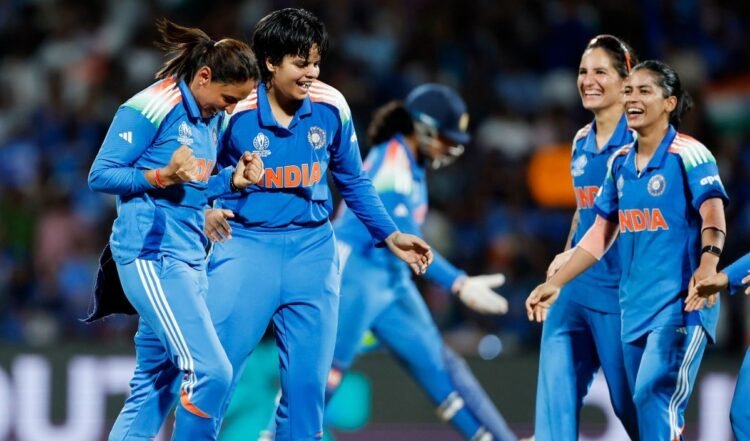 T20 World Cup में भारत-पाक की भिड़ंत, खिताब की ओर पहला कदम बढ़ाने उतरेगी Team India की Women's Brigade