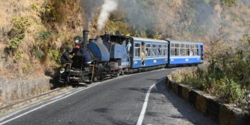 दार्जिलिंग हिमालयन रेलवे ने बनाया कमाई का नया रिकॉर्ड, मई में हुई अब तक की सबसे ज्यादा इनकम