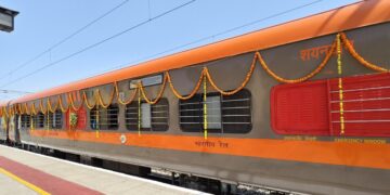 दानापुर से प्रयागराज, जबलपुर, भुसावल के रास्ते पुणे तक चलाई जाएगी नई अमृत भारत एक्सप्रेस- चेक करें रूट, स्टॉपेज और टाइमिंग
