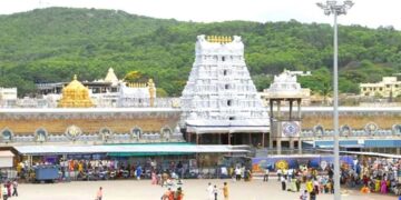 तिरुपति बालाजी मंदिर में हर दिन आता है करोड़ों का चढ़ावा, कैसे होती है इसकी गिनती? जानें कितने लेयर की होती है सिक्योरिटी