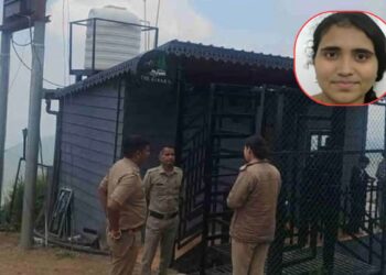पति संग मसूरी घूमने गई महिला की खून से लथपथ लाश बरामद, कमरे में मिली शराब की बोतलें; 7 महीने पहले हुई थी शादी