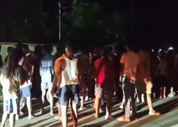बच्चा चोर समझकर भीड़ ने NGO कर्मियों को पीटा, युवती के कपड़े तक फाड़ दिए, 16 गिरफ्तार