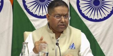‘अपने गिरेबान में झांके पाकिस्तान’, कराची आतंकी हमले पर भारत ने पड़ोसी मुल्क को दिया मुंहतोड़ जवाब