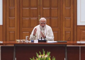 पीएम मोदी ने ‘सेवा तीर्थ’ में सभी विभागों के सचिवों के साथ की हाई-लेवल मीटिंग, जानिए किन मुद्दों पर हुई बातचीत