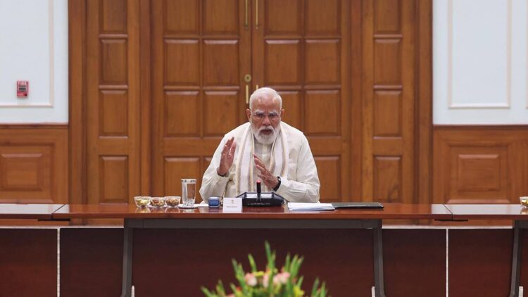 पीएम मोदी ने ‘सेवा तीर्थ’ में सभी विभागों के सचिवों के साथ की हाई-लेवल मीटिंग, जानिए किन मुद्दों पर हुई बातचीत