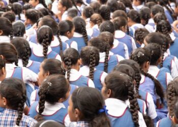 वायनाड के स्कूल में बीमार हुए 150 बच्चे, टीचर भी चपेट में; करनी पड़ी एक सप्ताह की छुट्टी
