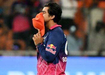 what did virat kohli say to vaibhav sooryavanshi after the ipl 2026 final watch the video