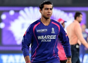 Vaibhav Suryavanshi इंटरनेशनल क्रिकेट के लिए तैयार, कोच Ryan ten Doeschate ने बताई डेब्यू में देरी की वजह