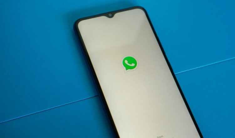 whatsapp fights scams with new strict account setting