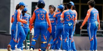 Women's T20 World Cup | 'तीनों विभागों में रहे फेल, रणनीति पर फिर से विचार करने की ज़रूरत', अमोल मजूमदार का बड़ा बयान