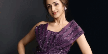 Trisha Krishnan Zara Delivery Complaint | Smelly Clothes