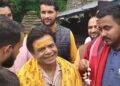 उत्तराखंड के जागेश्वर और डोल आश्रम पहुंचे अभिनेता राजपाल यादव:पारंपरिक भगवा वस्त्र में आए नजर, धाम के धार्मिक महत्व की सराहना की