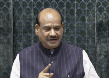 ‘एंटी पेपर लीक बिल’ पर कल लोकसभा में होगी चर्चा, सरकार और विपक्ष के बीच गतिरोध खत्म
