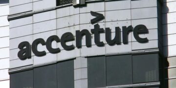 Accenture ने सैलरी इंक्रीमेंट के नियमों में किया बदलाव, जानें कर्मचारियों को कैसे मिलेगा फायदा