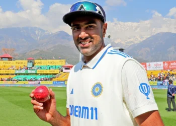 ashwin backs bhuvi despite his exclusion from team india makes bold claim regarding 2027 world cup