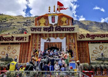 राम मंदिर के बाद बद्रीनाथ धाम में भी चढ़ावा चोरी के आरोप, BKTC चेयरमैन ने जांच समिति बनाई, सख्त कार्रवाई का भरोसा दिया