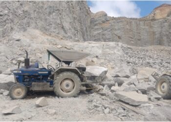 बेंगलुरु में पत्थर की खदान में काम कर रहे मजदूरों पर गिर गई चट्टान, बिहार के 7 लोगों की मौत