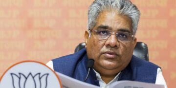 केंद्रीय मंत्री भूपेंद्र यादव के 4 निजी सचिव एक साथ हटाए गए, इनमें से दो की सेवाएं खत्म की गईं, जानें पूरा मामला