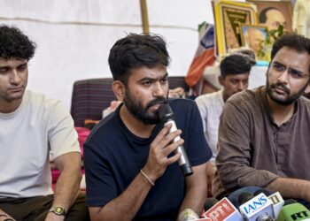 CJP नेताओं की शिकायत पर सरकार ले रही संज्ञान, शांतिपूर्वक प्रदर्शनकारियों पर कार्रवाई नहीं: सूत्र