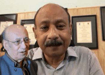 'पाकिस्तान में घिर गए थे शायर निदा फाजली':कहा गया- बच्चे को अल्लाह से बड़ा बता रहे हो? अतुल गंगवार ने बताया क्या था जवाब