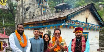 तारक मेहता के निर्माता असित मोदी त्रियुगीनारायण मंदिर पहुंचे:पुत्र के विवाह के लिए पौराणिक स्थल देखने आए, शिव-पार्वती विवाह स्थल पर की विशेष पूजा