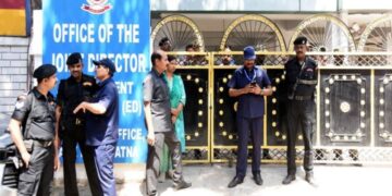 450 करोड़ रुपये के बैंक फ्रॉड केस में ED का बड़ा एक्शन, दिल्ली-यूपी से पंजाब तक 8 जगहों पर की ताबड़तोड़ रेड